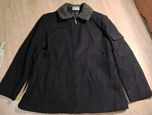 Vintage MDP Wool Coat Women’s Medium Black Mario De Pinto